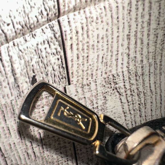 Authentic Black YSL Patent leather Wallet - Picture 3 of 9